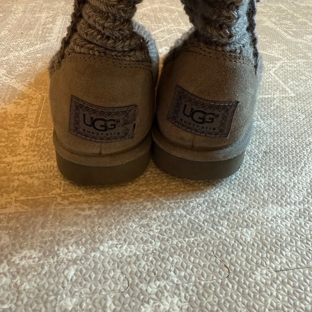 UGG Lattice Cardy Boots Women 7 Grey Knit Button Mid Calf Y2K